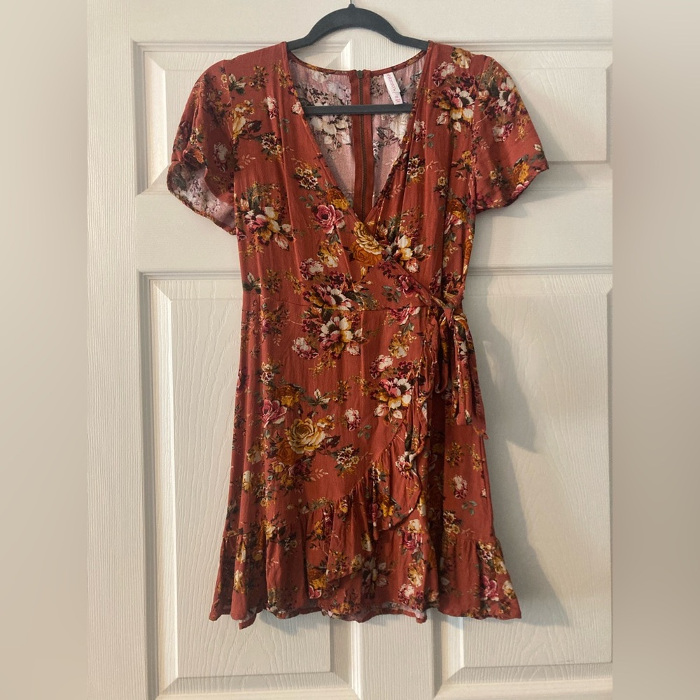 Xhilaration Floral Mini Dress in Warm Terracotta